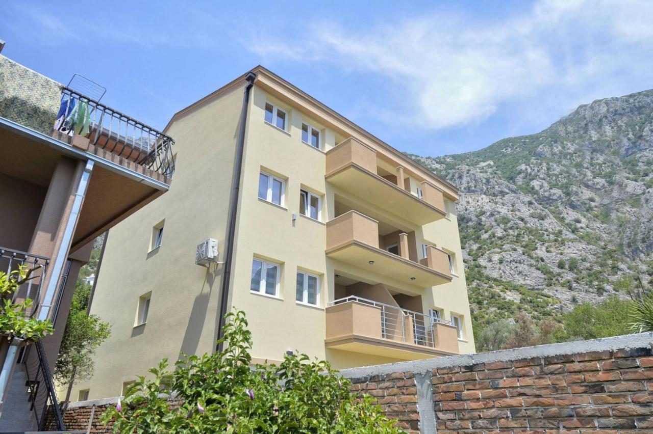 J & P Apartments Orahovac Котор Екстер'єр фото